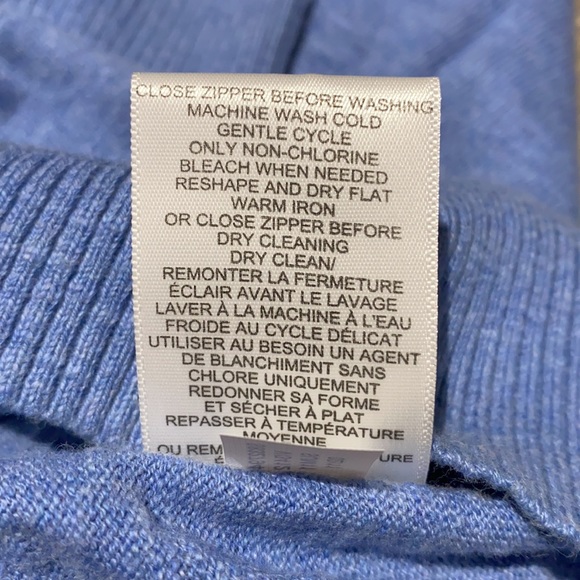 Banana Republic pull over - Picture 5 of 7